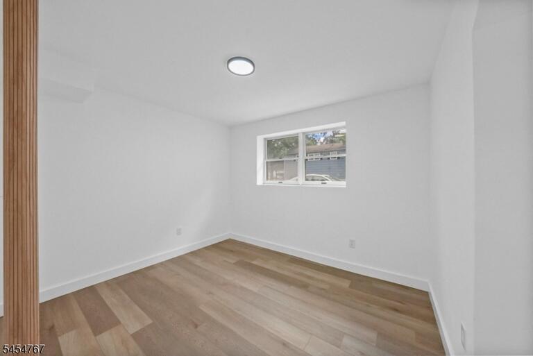 Property listing MLS 4047627 photo 26