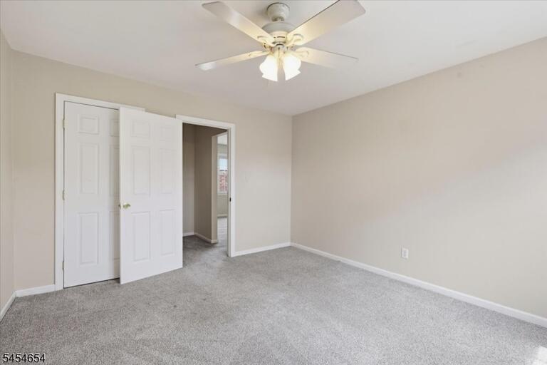 Property listing MLS 4047693 photo 15