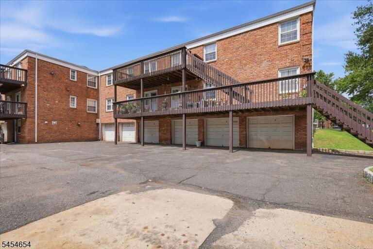 Property listing MLS 4047693 photo 23