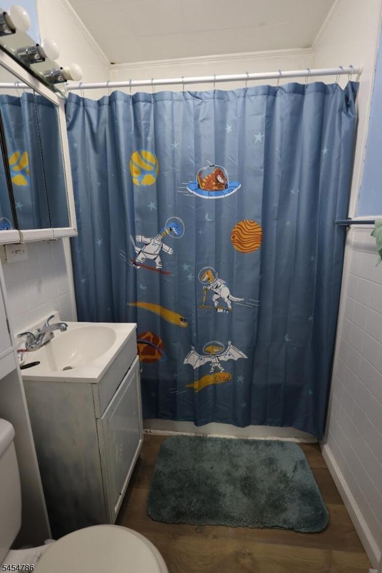 Property listing MLS 4047721 photo 5