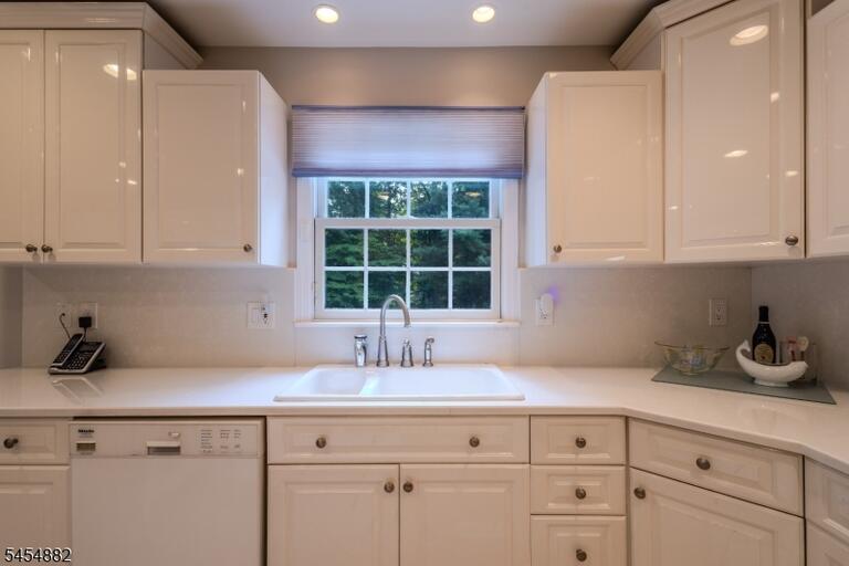 Property listing MLS 4047749 photo 14