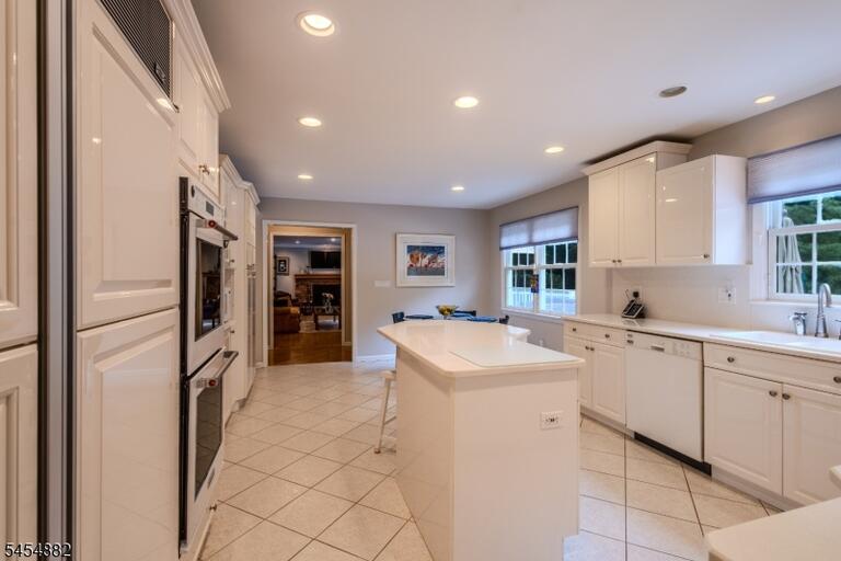 Property listing MLS 4047749 photo 16