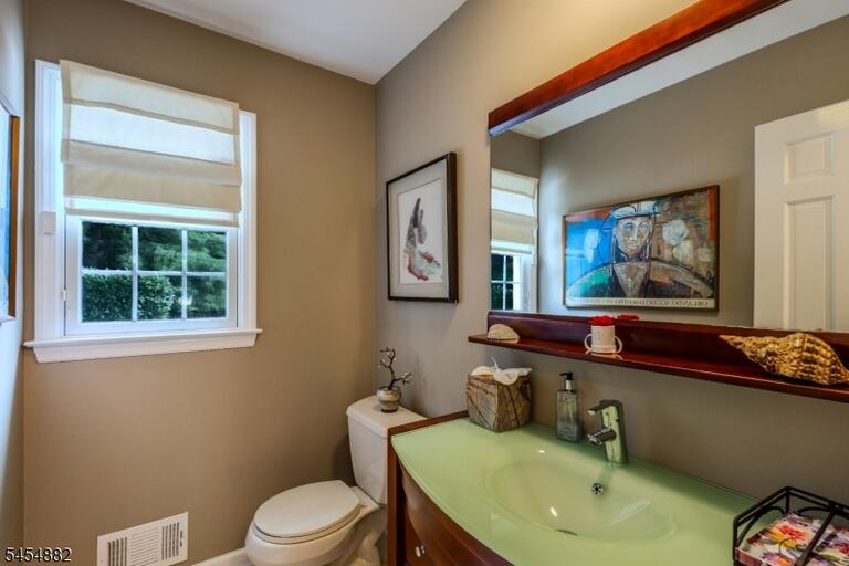 Property listing MLS 4047749 photo 21