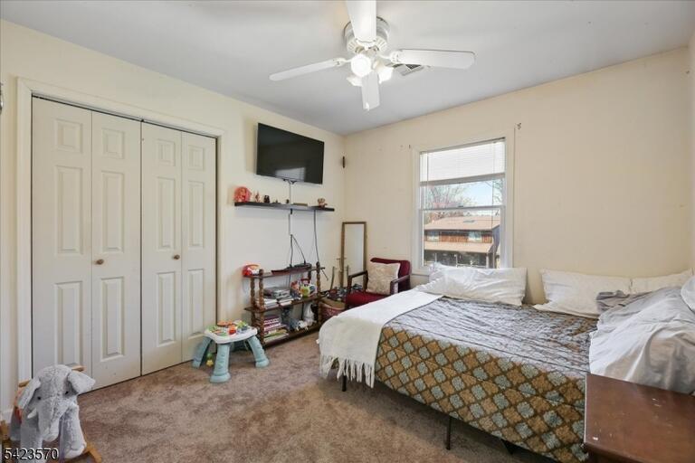 Property listing MLS 4047759 photo 18