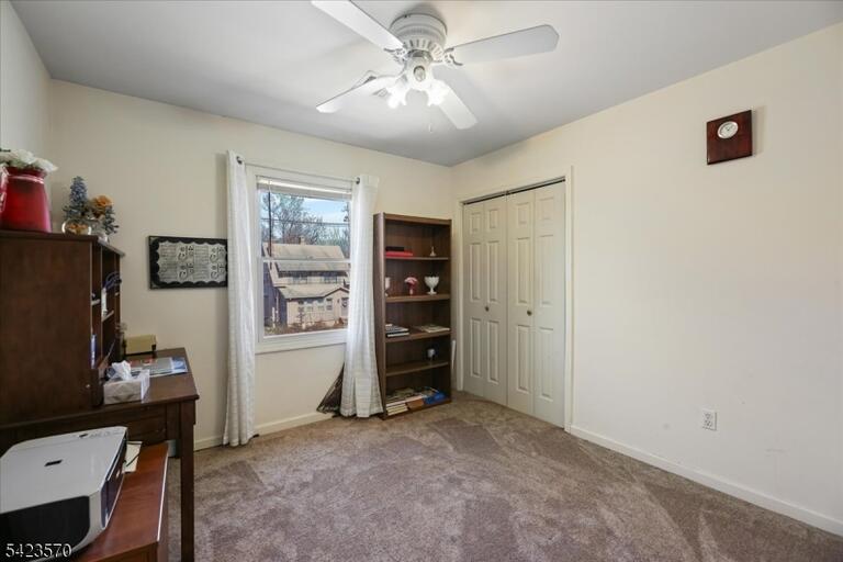 Property listing MLS 4047759 photo 23