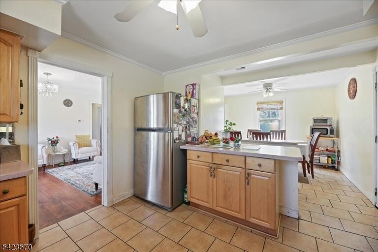 Property listing MLS 4047759 photo 8