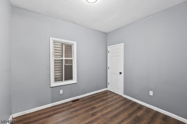 Property listing MLS 4047777 photo 12