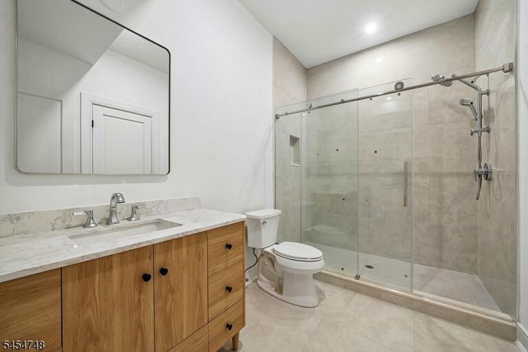 Property listing MLS 4047830 photo 38