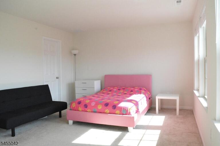 Property listing MLS 4047861 photo 13