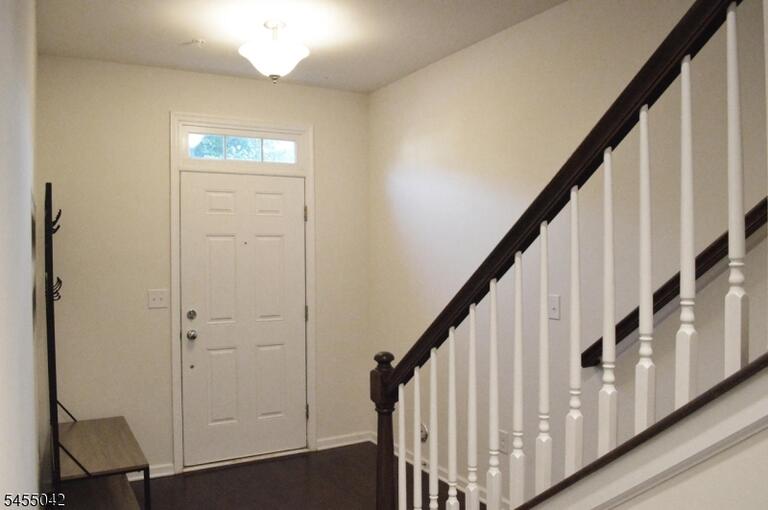 Property listing MLS 4047861 photo 8