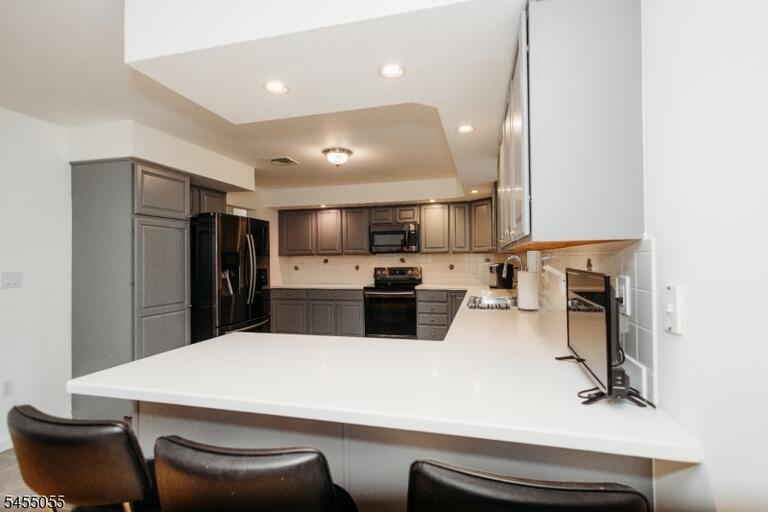 Property listing MLS 4047881 photo 9