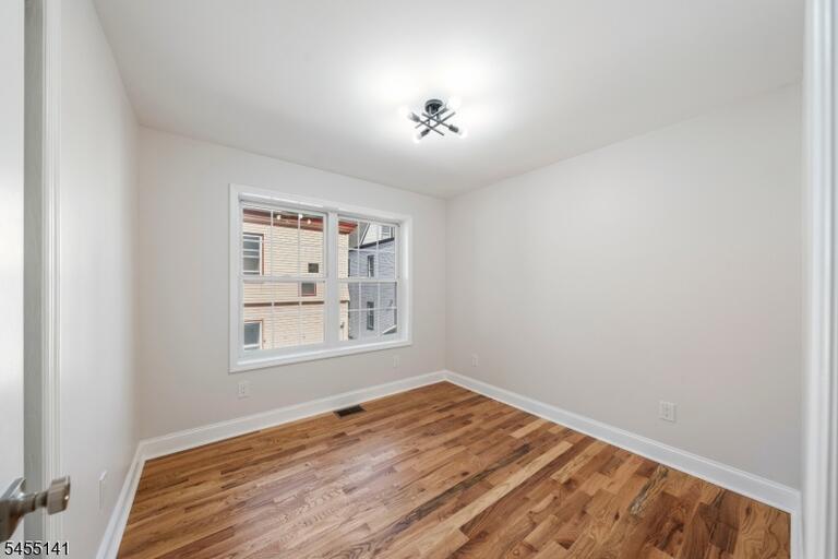 Property listing MLS 4047965 photo 13