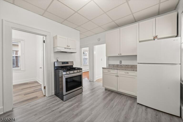 Property listing MLS 4048077 photo 2