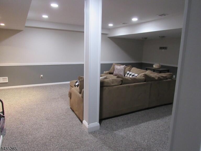 Property listing MLS 4048086 photo 23