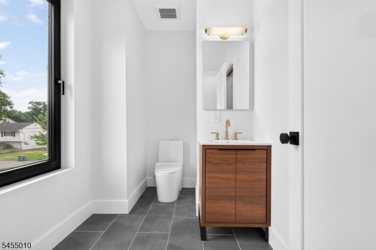 image-4048121-21.jpeg