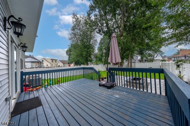 Property listing MLS 4048182 photo 25