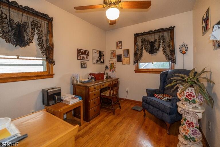 Property listing MLS 4048250 photo 10