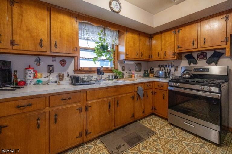 Property listing MLS 4048250 photo 5