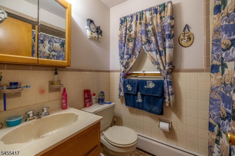 Property listing MLS 4048250 photo 9