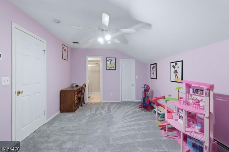 Property listing MLS 4048277 photo 24