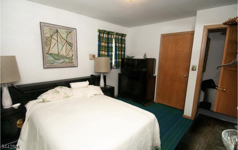 Property listing MLS 4048351 photo 23
