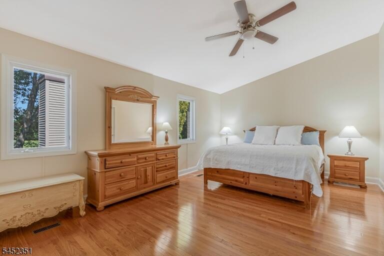 Property listing MLS 4048382 photo 16