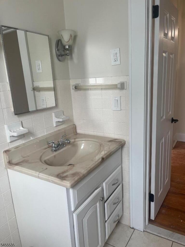 Property listing MLS 4048393 photo 10