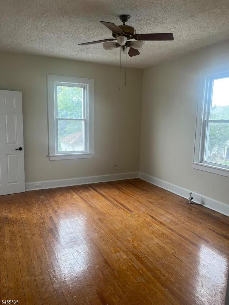 Property listing MLS 4048393 photo 9
