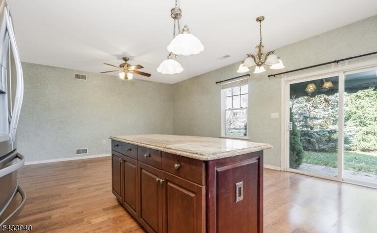Property listing MLS 4048421 photo 13