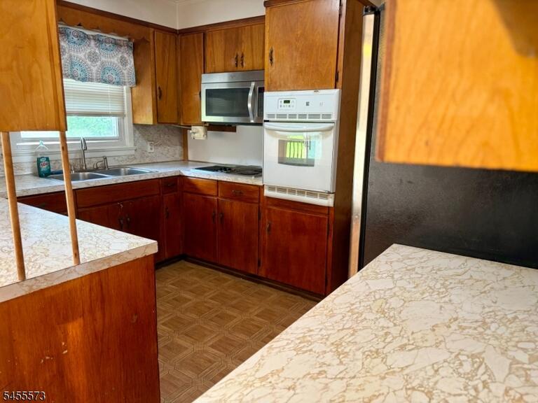 Property listing MLS 4048422 photo 10
