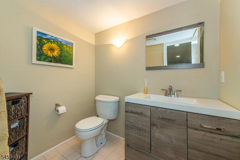 Property listing MLS 4048425 photo 27