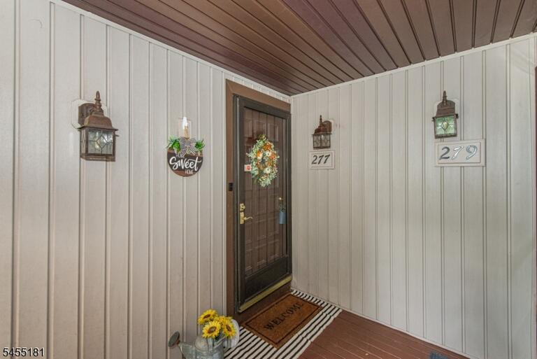 Property listing MLS 4048425 photo 33