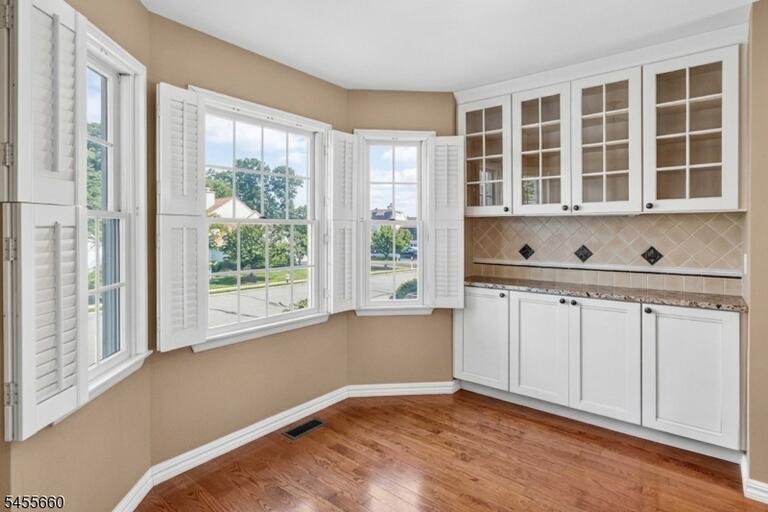 Property listing MLS 4048435 photo 13