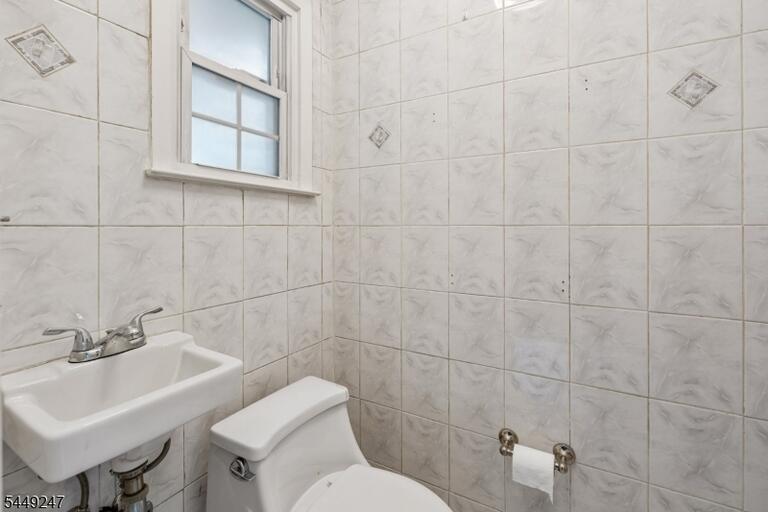 Property listing MLS 4048442 photo 17