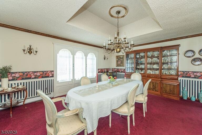 Property listing MLS 4048489 photo 4