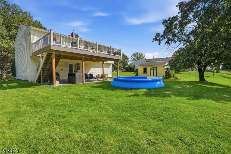 Property listing MLS 4048510 photo 27