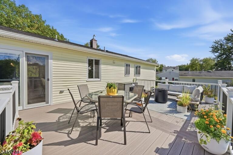 Property listing MLS 4048510 photo 32
