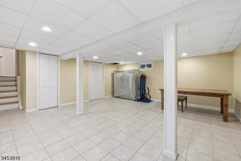Property listing MLS 4048542 photo 23