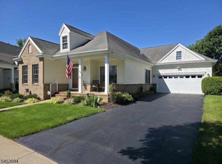 Property listing MLS 4048552 photo 1