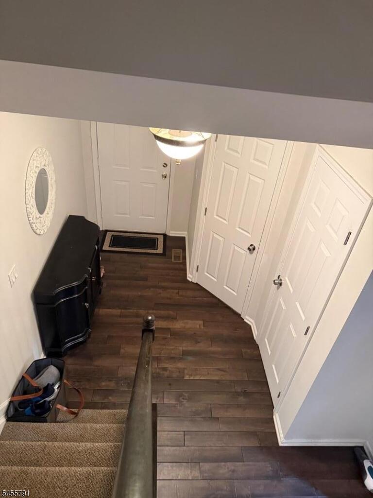 Property listing MLS 4048603 photo 3