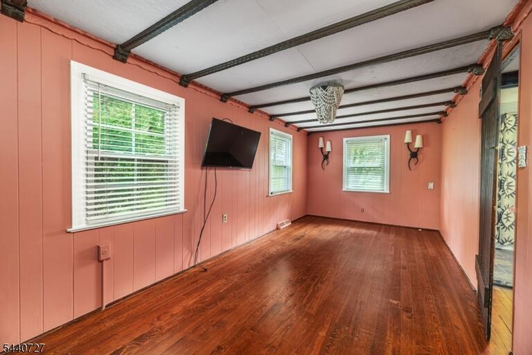 Property listing MLS 4048608 photo 18