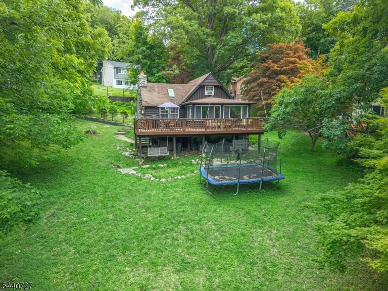Property listing MLS 4048608 photo 30