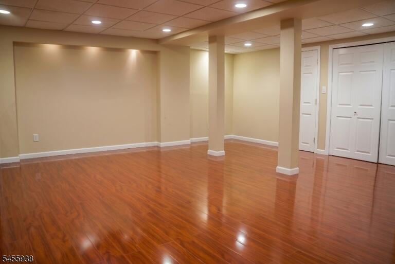Property listing MLS 4048633 photo 31