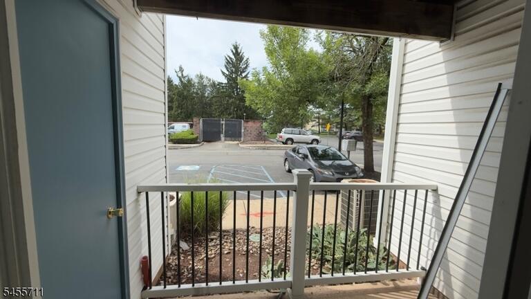 Property listing MLS 4048640 photo 12