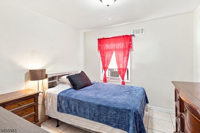 Property listing MLS 4048661 photo 14