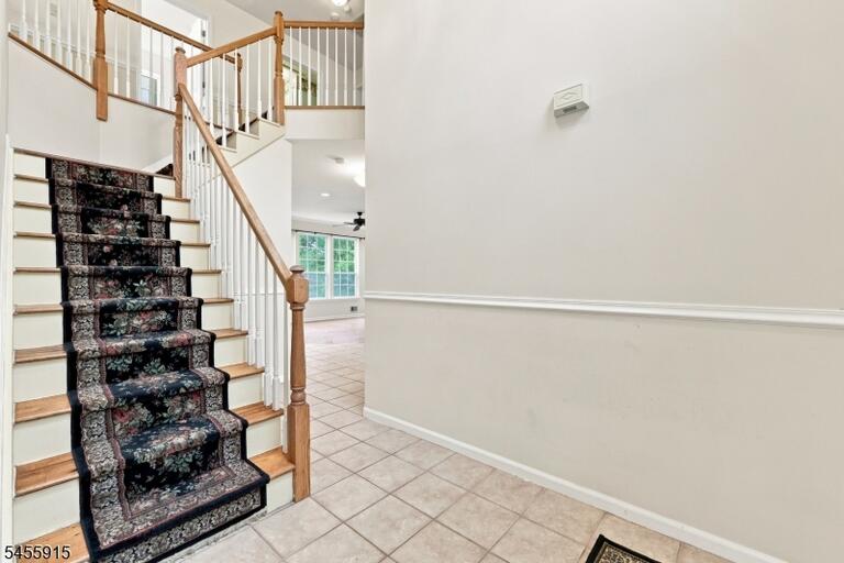 Property listing MLS 4048774 photo 5