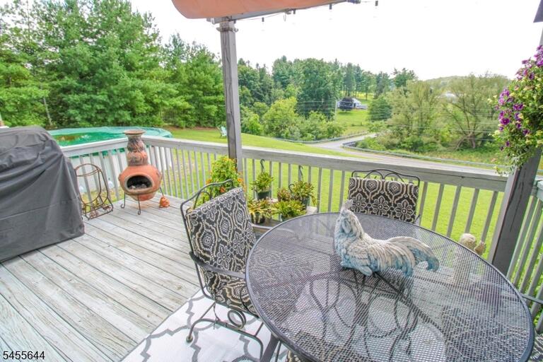 Property listing MLS 4048787 photo 30