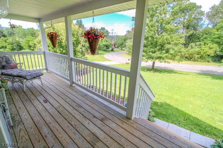 Property listing MLS 4048787 photo 6