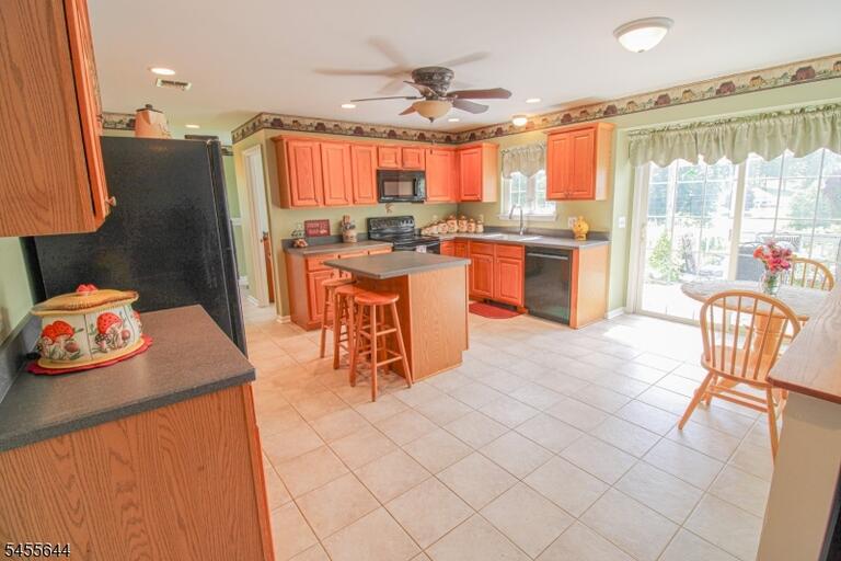 Property listing MLS 4048787 photo 8