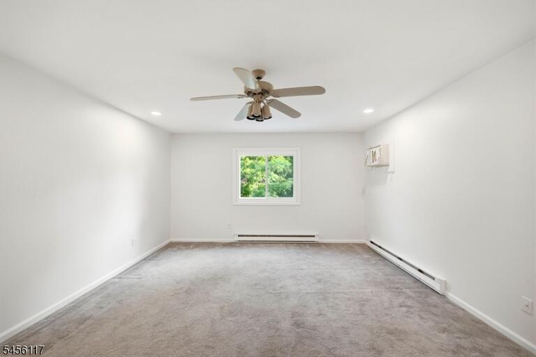 Property listing MLS 4048788 photo 18